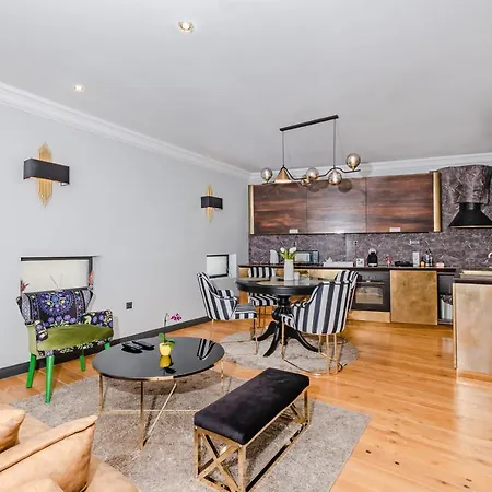 стефани Appartement *