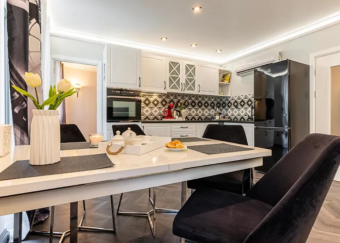 стефани Daire