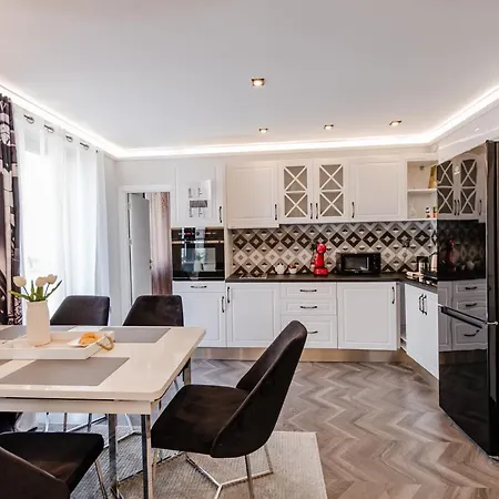 стефани Apartament