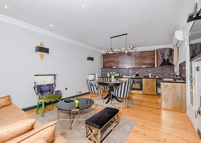 стефани Lejlighed *